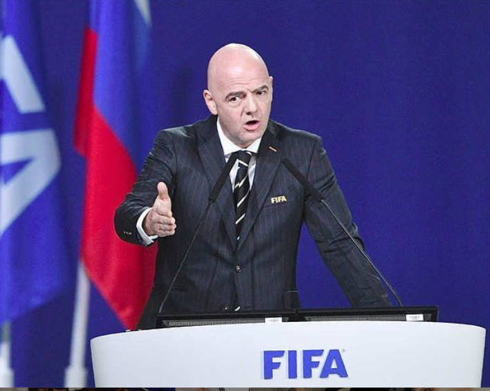 Presiden FIFA : Sepakbola Bukan Prioritas Vaksin Covid-19