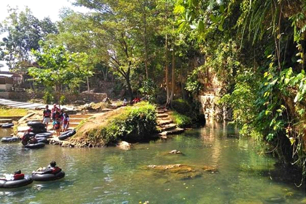 Yuk, Telusuri Sungai Goa Pindul