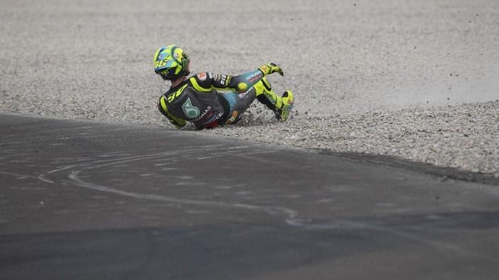 valentino rossi crash