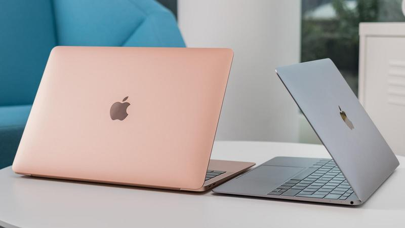 MacBook Pro 14 inci dan 16 inci Tiba Dengan Mengecewakan di Akhir Tahun 