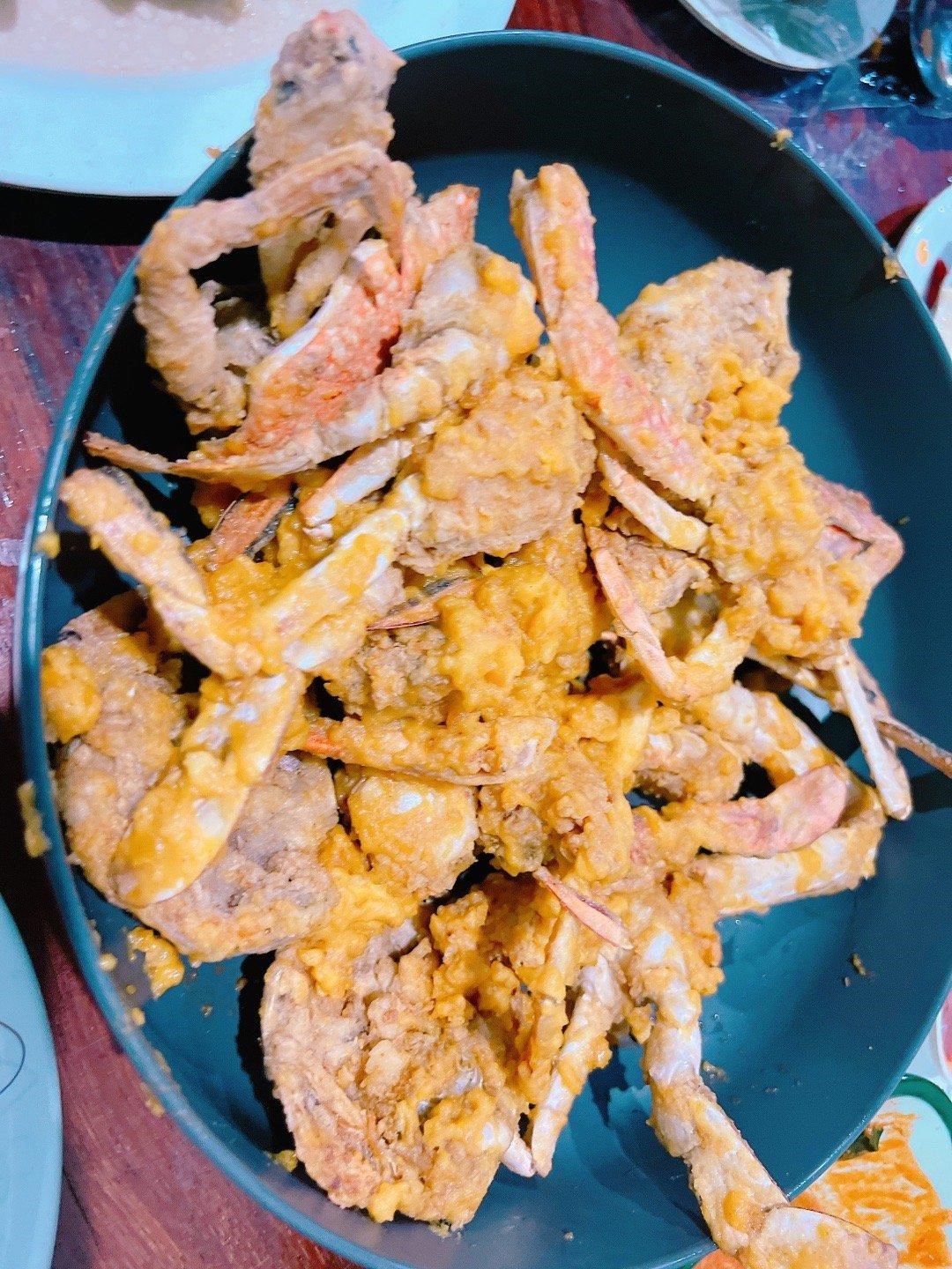 kuliner seafood indonesia ala chenle yaitu rajungan saus telur asin